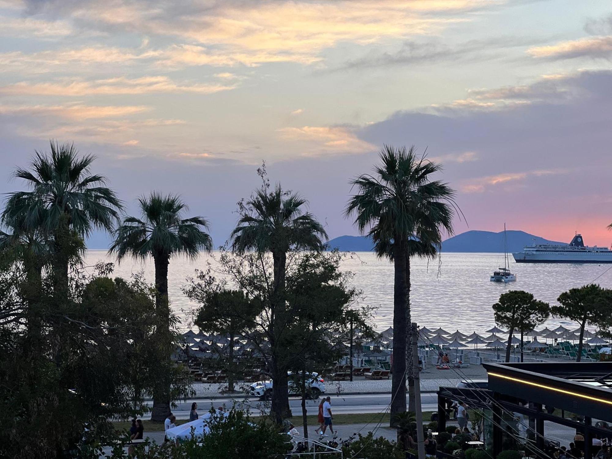 Armando Home Vlorë エクステリア 写真